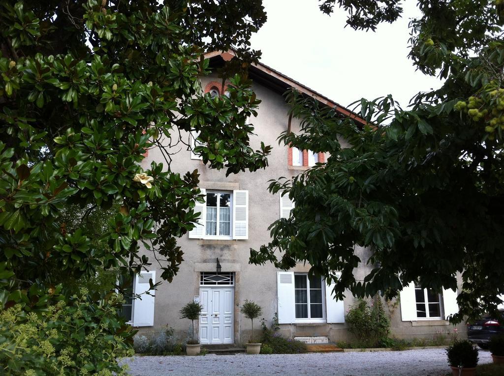 Le Clos De La Muse Saint-Junien Exterior photo