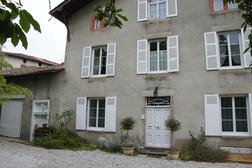 Le Clos De La Muse Saint-Junien Exterior photo