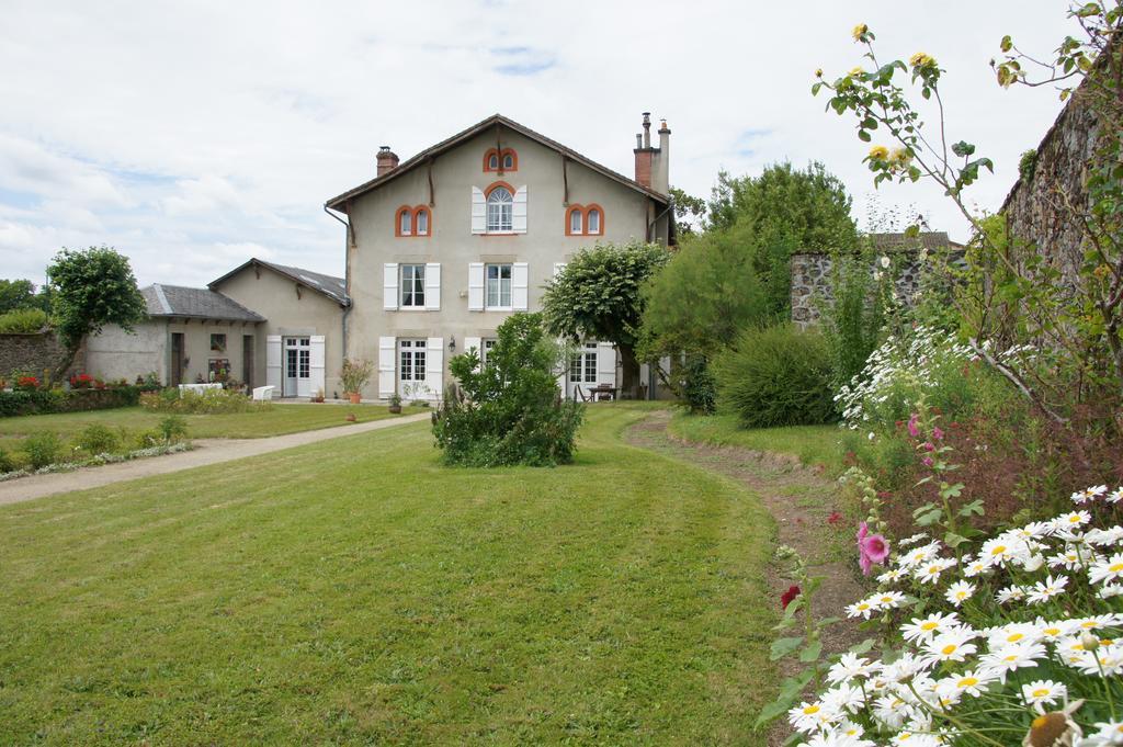 Le Clos De La Muse Saint-Junien Exterior photo