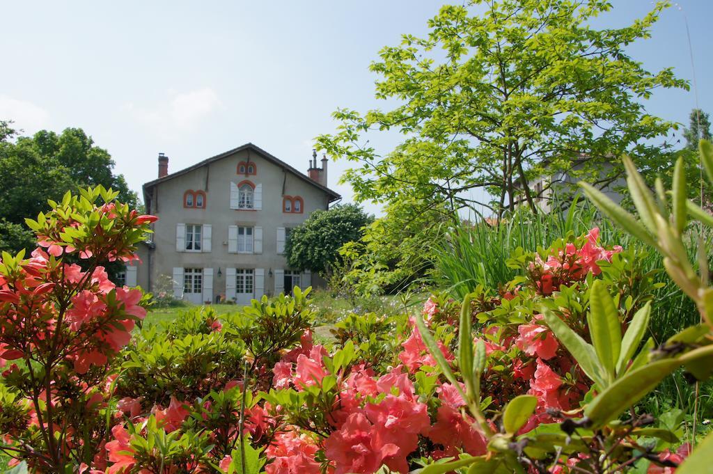 Le Clos De La Muse Saint-Junien Exterior photo