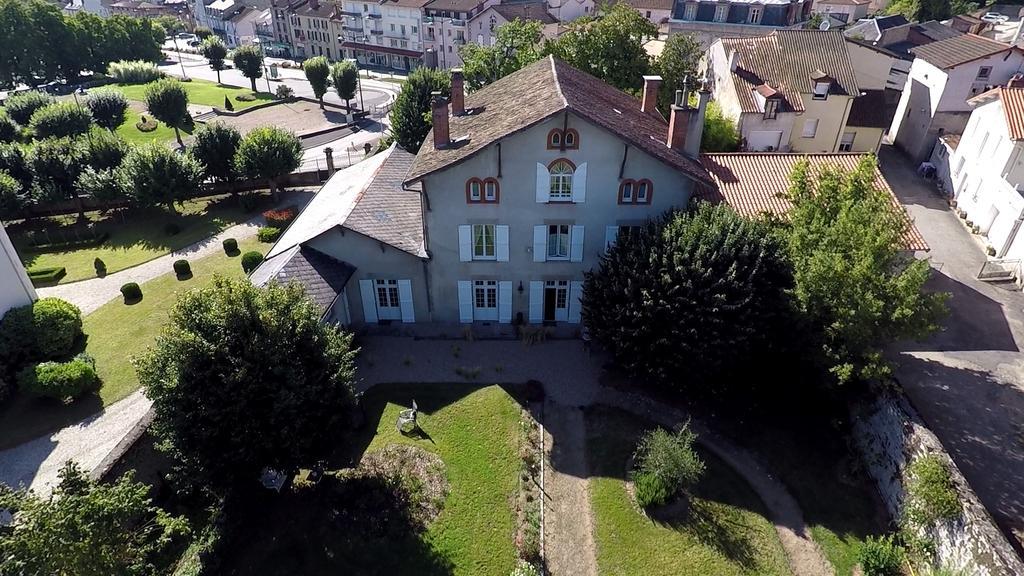 Le Clos De La Muse Saint-Junien Exterior photo